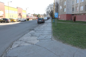 Rekonštrukcia chodníka na Berehovskej ulici