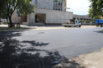Rekonštrukcia parkoviska pred mestským úradom