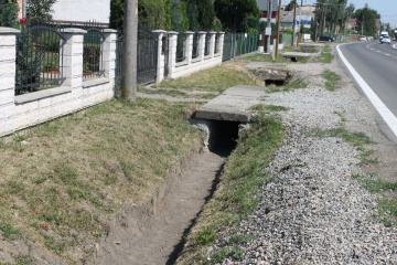 Údržba odtokového kanála v Milhostove