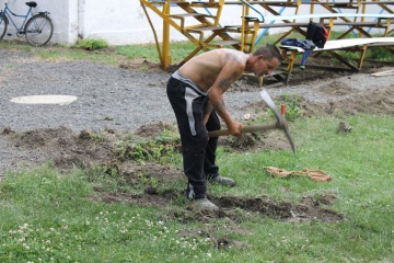 Predpríprava areálu futbalového štadióna na výstavbu umelého trávnika