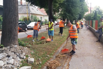 Upratovanie komunikácií v uliciach mesta