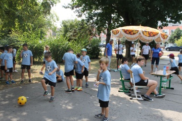 Deti športovali so zamestnancami CVČ Trebišov