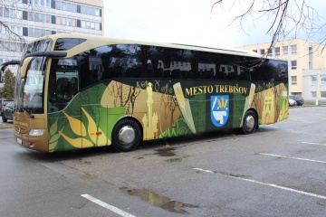 Mesto Trebišov odovzdalo do užívania nový autobus