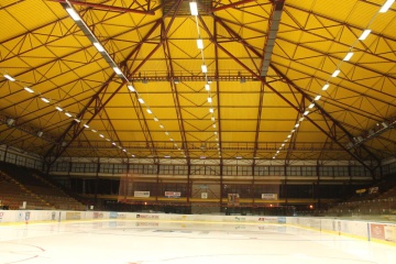 Rekonštrukcia osvetlenia na zimnom štadióne je ukončená