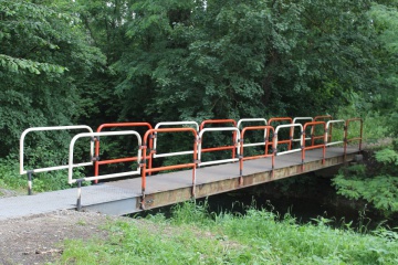 Mostík cez „kopaný jarok“ je zrekonštruovaný