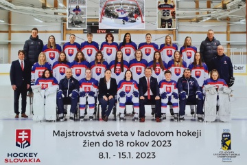 Žiačka ZŠ Pribinova SOŇA KUBANIOVÁ v slovenskej reprezentácii na MS v ľadovom hokeji