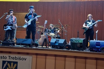 Koncert domácich kapiel