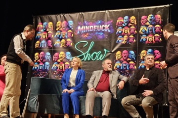 Premiéra divadelného predstavenia Občan prvotriednej kvality