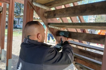 Pokračujeme v opravách detských ihrísk