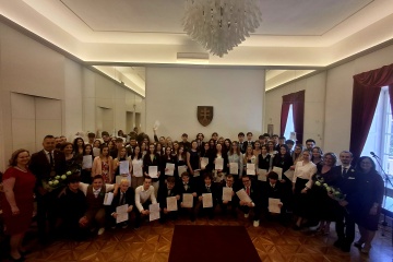 Slávnostné odovzdávanie maturitných vysvedčení abiturientom Gymnázia a Obchodnej akadémie v Trebišove