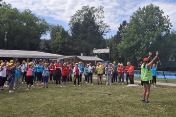 Seniorský šport - Nordic walking v Trebišove