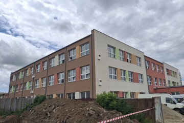 Vďaka získaným financiám začne od nového školského roka v meste pôsobiť novovybudovaná ZŠ