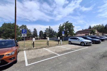 Ukončili sme výstavbu elektronabíjacích staníc