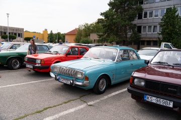 Stretnutie historických vozidiel v Trebišove