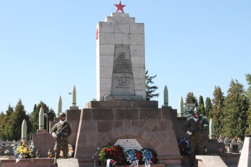 Vojnový cintorín v Trebišove